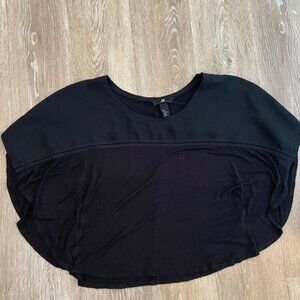 H&M Cropped Black bell sleeve top